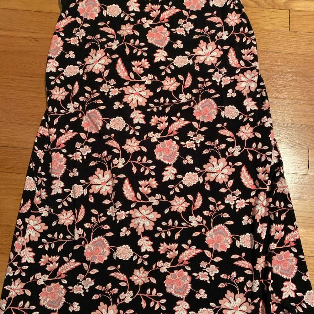 Ann Taylor LOFT elastic waist Tulip Skirt. Size Large Petite. New without tags. - Picture 2 of 4